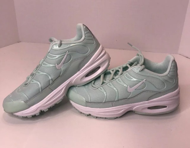 nike air max plus mint green