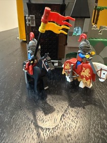 LEGO Castle 6081 King's Mountain Fortress Vintage w/ Box Bottom, Instr & Minis