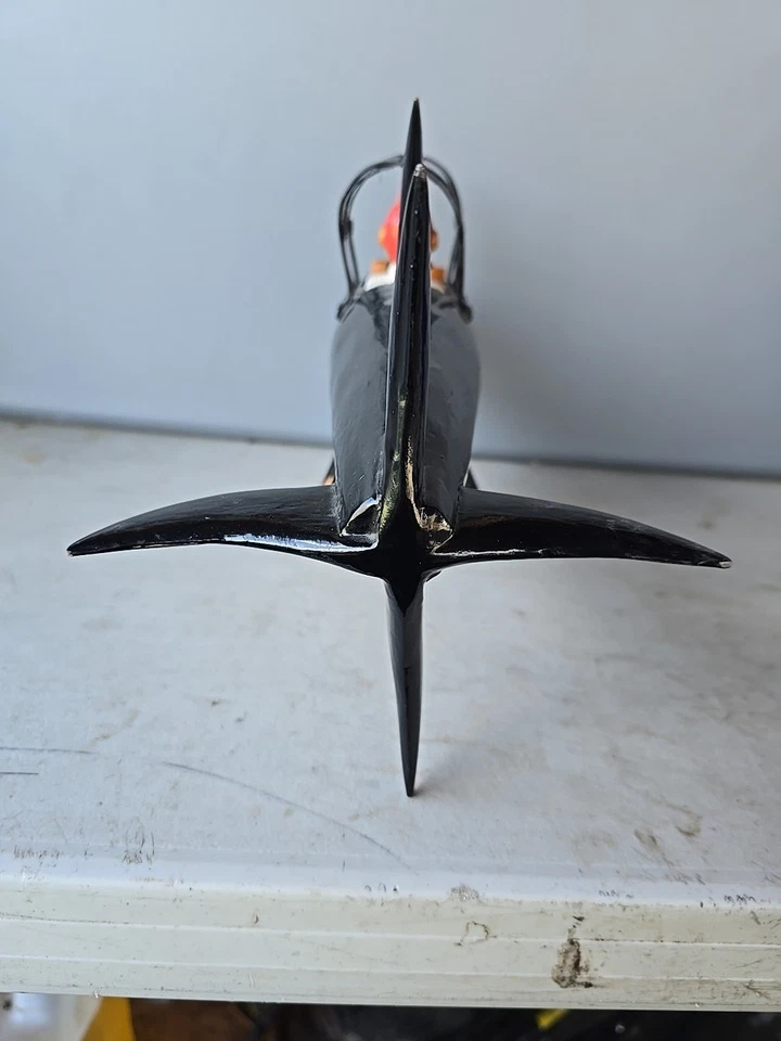 Vintage The Adventures of Tintin Submarino Tubarão de Madeira 13 Polegadas de Comprimento - Imagem 4 de 4