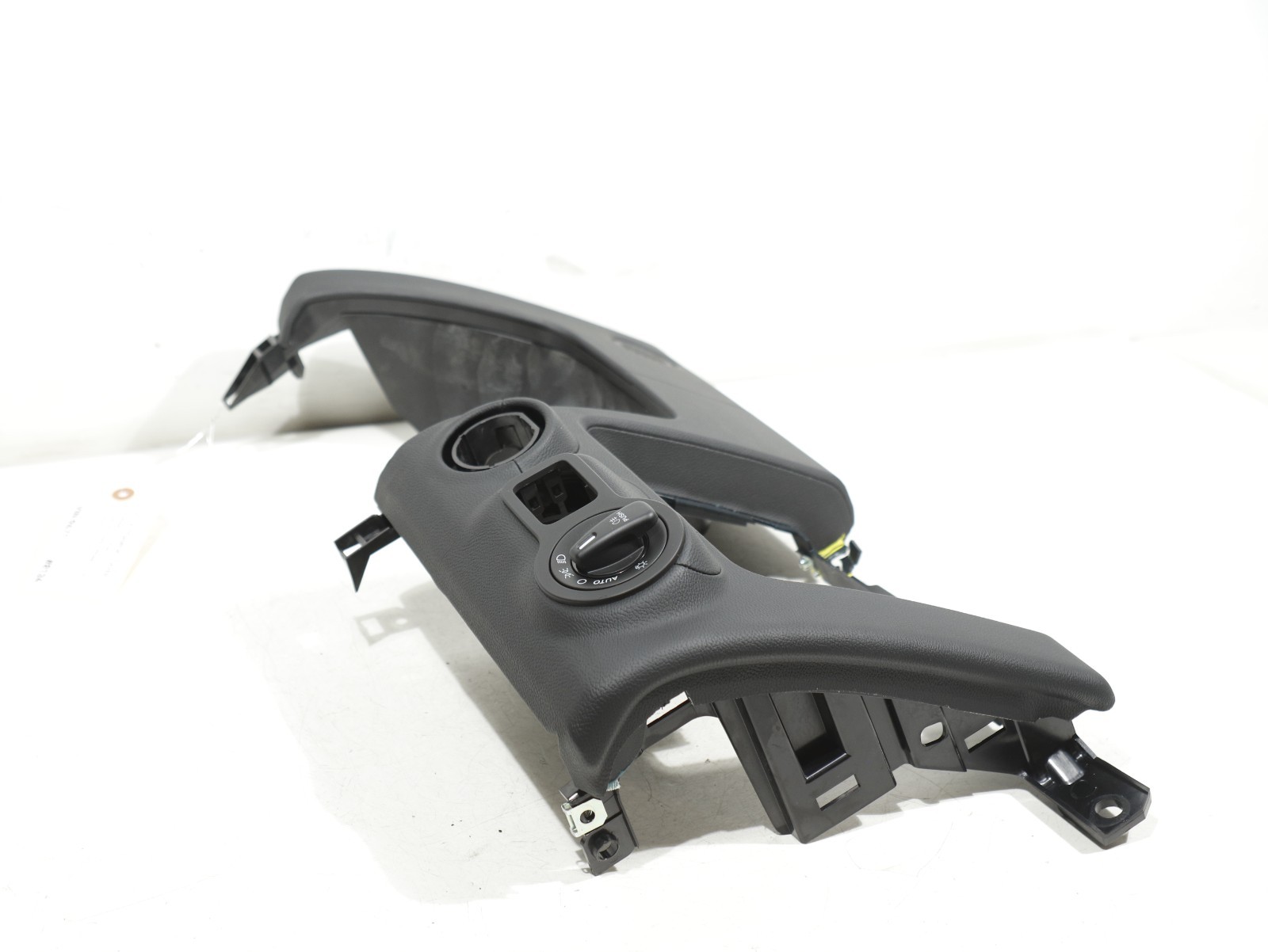 2014-2020 MASERATI Ghibli Dash Dashboard Left Driver Side Lower Knee Panel OEM
