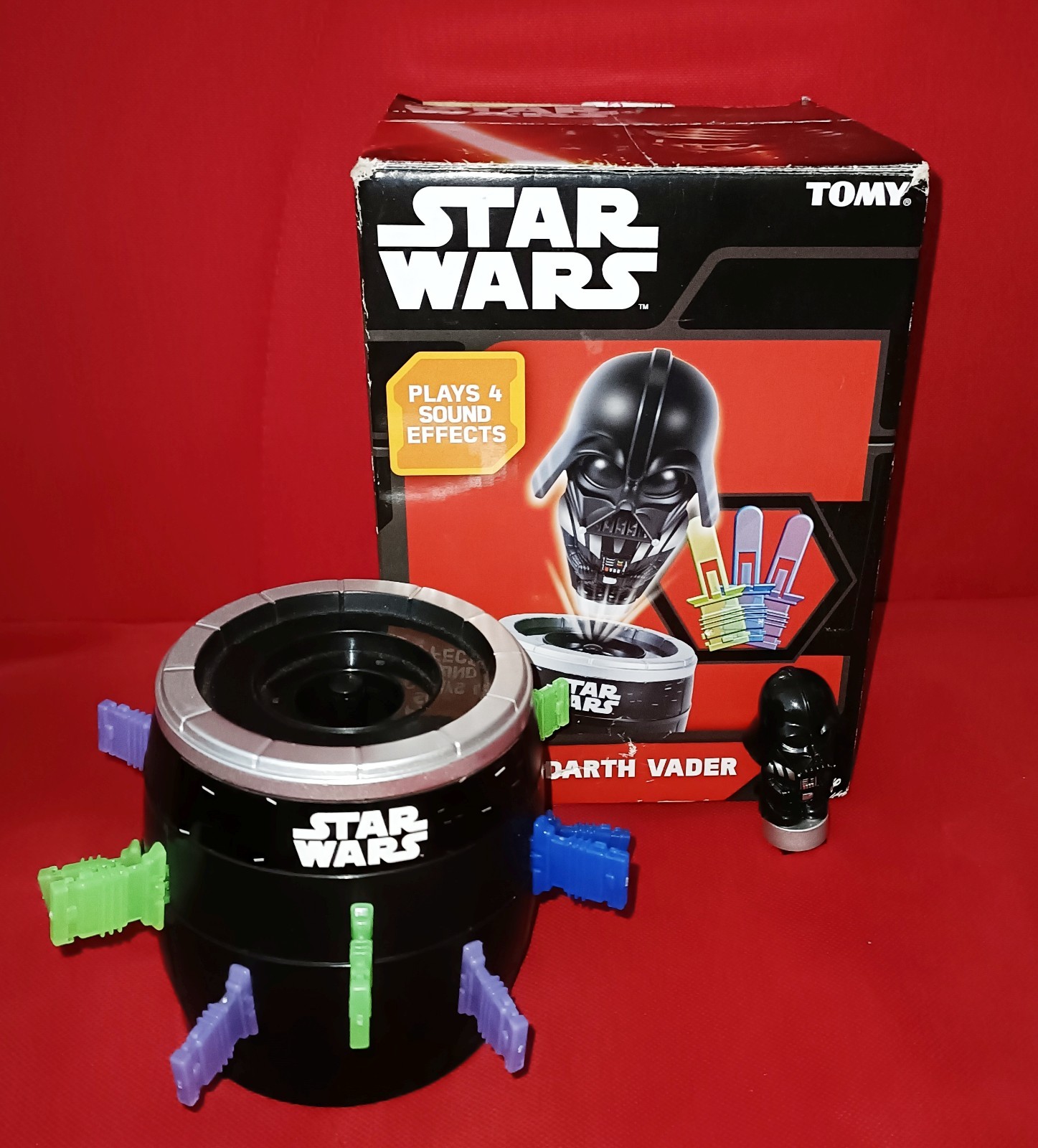 STAR WARS POP-UP DARTH VADER GAME 4 SOUND EFFECTS TOMY T72396 GIOCO SPADE BARILE