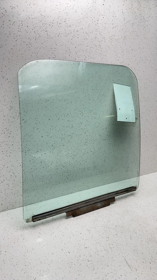 1975-1991 Ford FORD VAN E150 Right Front Door Glass/window — 第 2/4 张图片