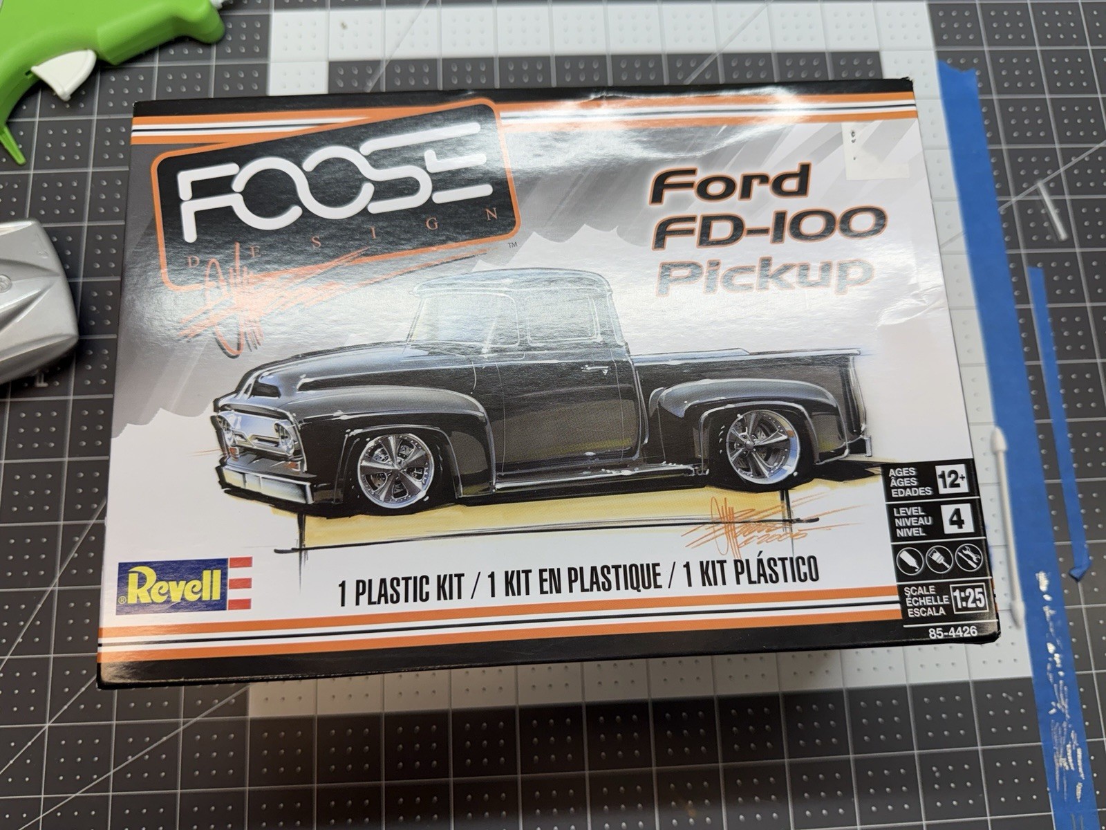 Revell Foose Ford FD-100 1:25 Custom Indigo Painted Hot Rod Pickup Model Kit