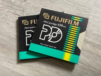 2 Stk. FUJI PD - Cartridge 650MB PD Disk 5.25'' Phase Change Optical Disk *NEU*