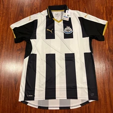 2016-17 Men’s Puma Newcastle United Home Soccer Jersey XL Extra Large Magpies