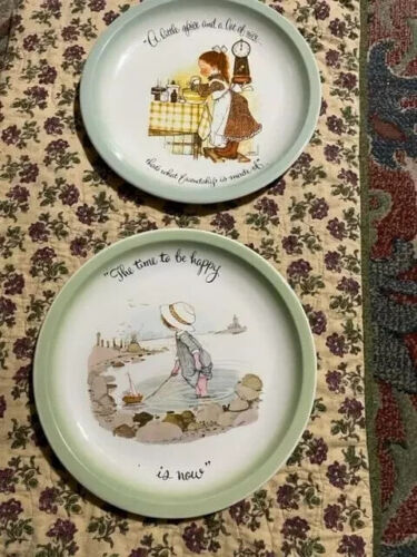 Holly Hobbie Collectors Edition 10" plates - Picture 2 of 3