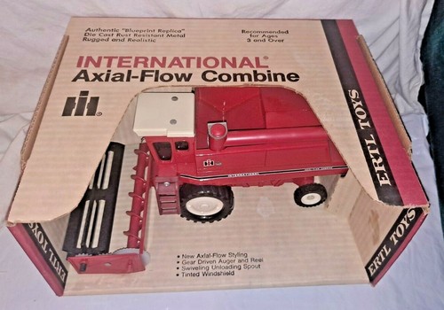 Ertl Toys International Harvester IH Axial Flow Combine #413 1/32 Diecast w/Box - Picture 2 of 8