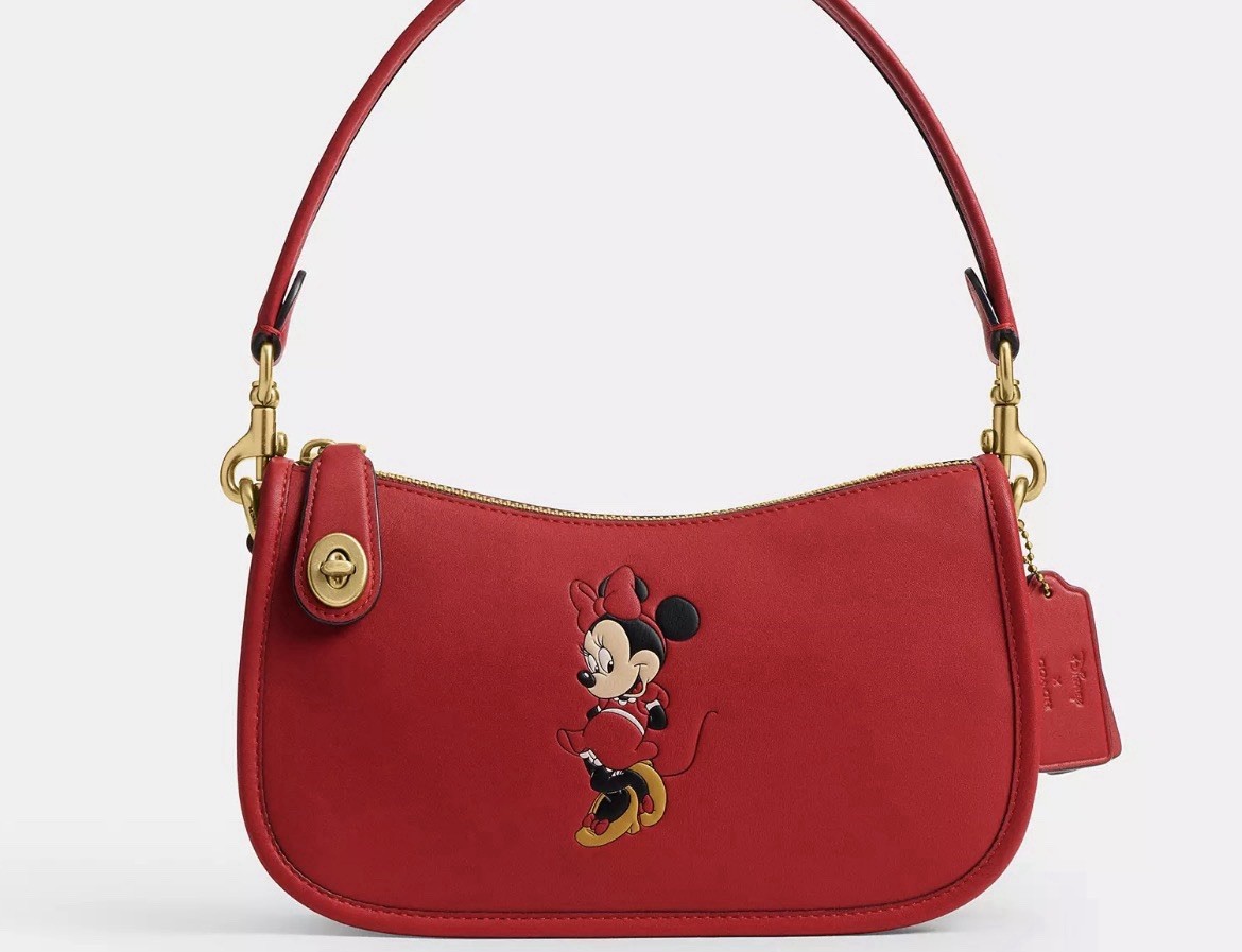 Disney x Coach collabo Swinger Bag / Minnie Mouse CDN00 B4YQX Bright Cardinal