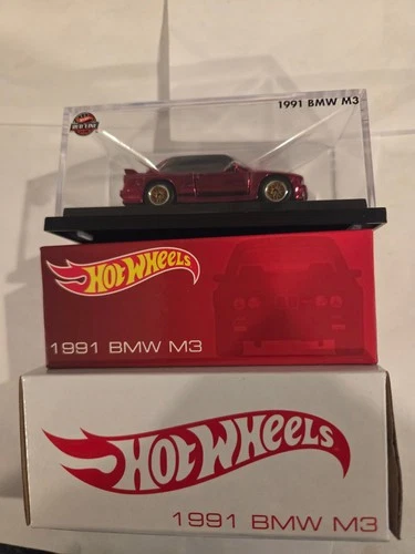 Hot Wheels (HNL25) RLC 1991 BMW M3 - Spectraflame Red