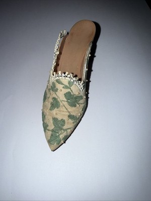 Just The Right Schuh ''Touch Of Lace'', von Raine, #25061, 1999