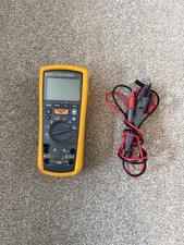 Fluke 1587 FC Insulation Multimeter | NEW
