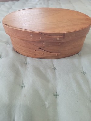 Small 6inx4inx2.5in Handmade Shaker  Box