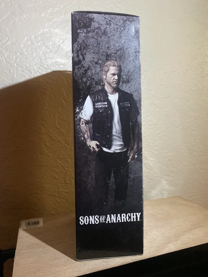 12-дюймовая фигурка Mezco SOA Jax Teller 12 дюймов Sons Of Anarchy НОВАЯ КОРОБКА - Изображение 3 из 4