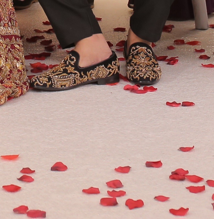 Mens Black Gold Loafers Embroidered Pakistani Indian Wedding