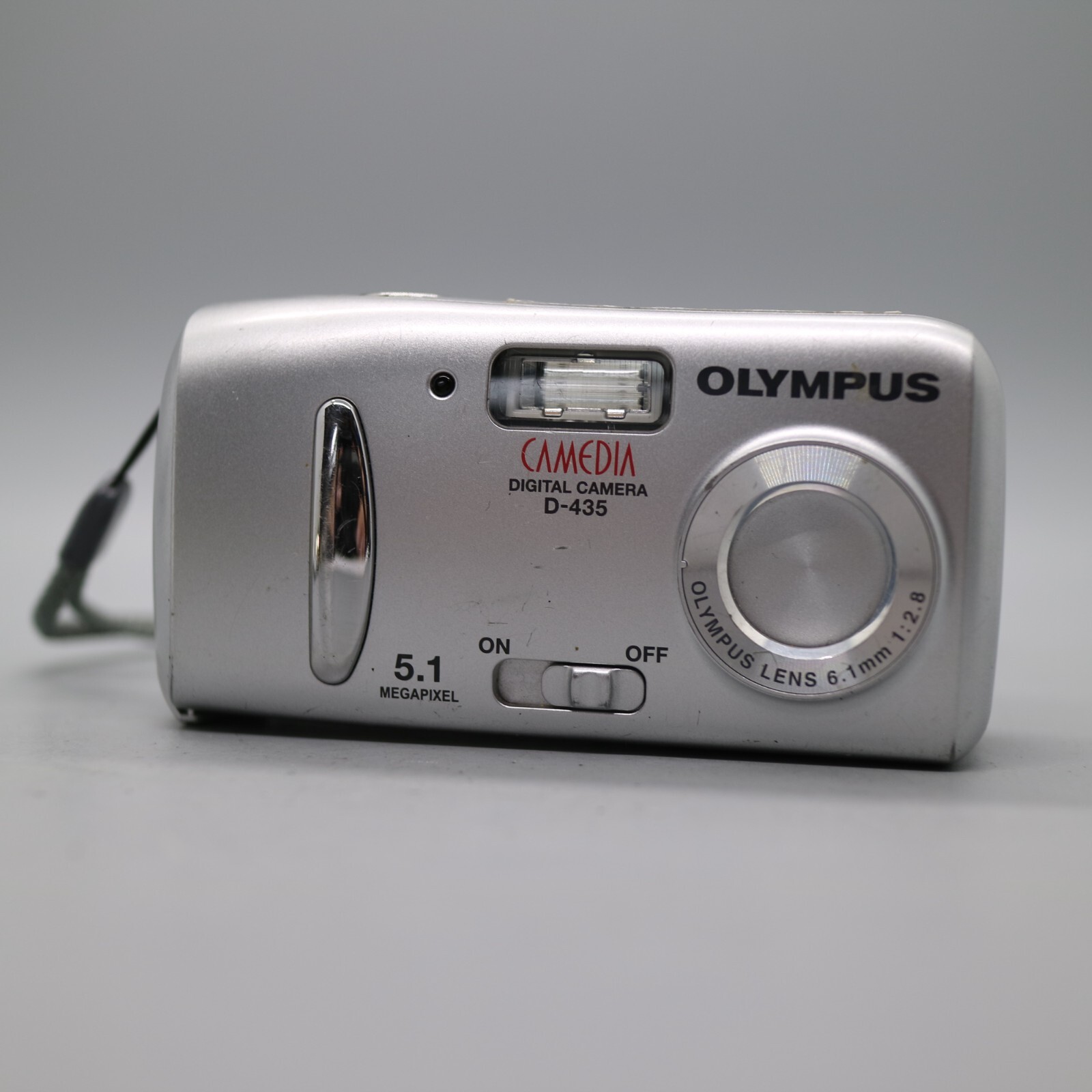 Olympus Camedia D435 5.1MP Compact Digital Camera Silver Tested *Dead