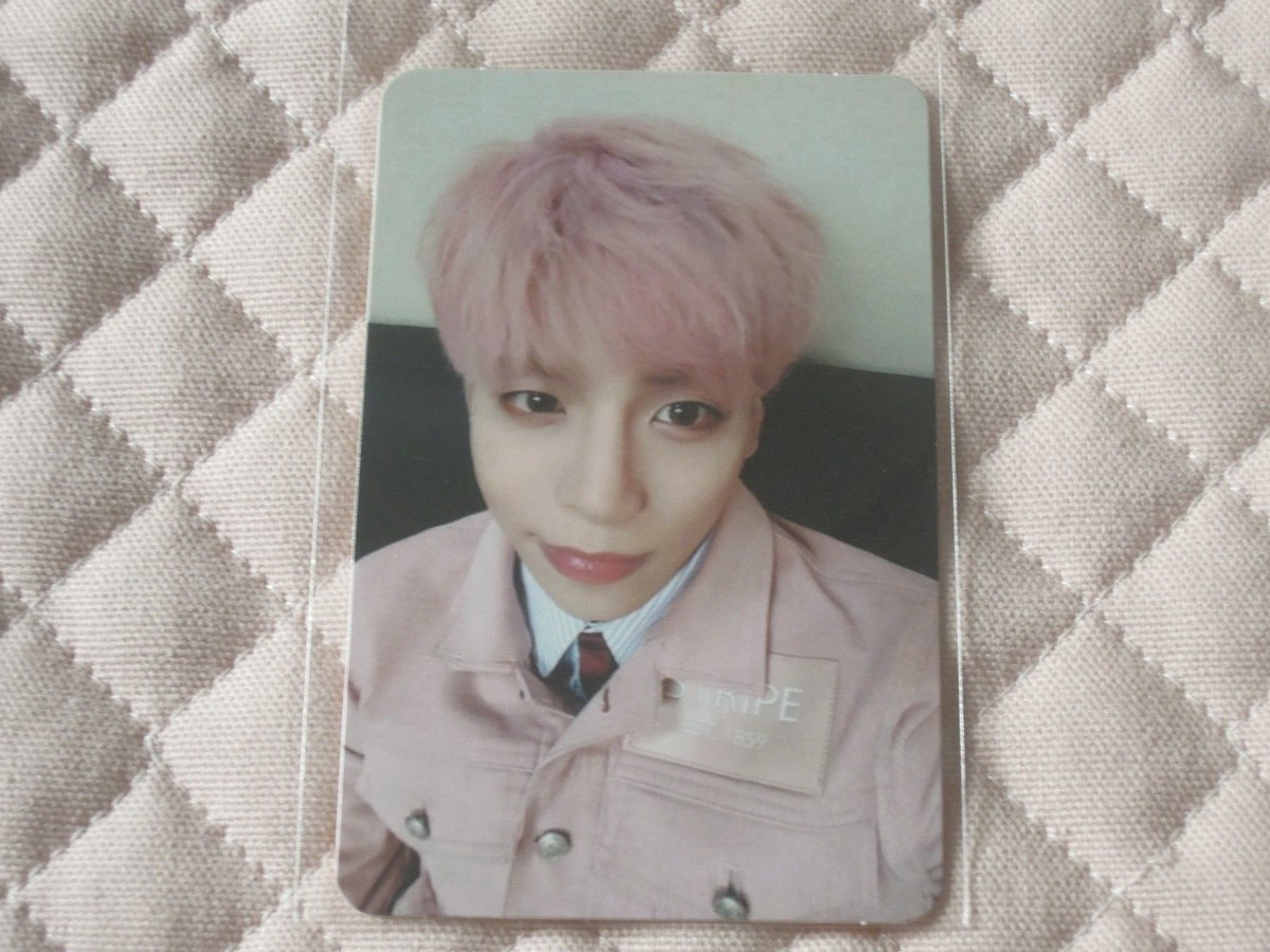 SHINee Jonghyun 1st Album She is & 1st Mini Album Base SHINee Jonghyun 1st Album She is & 1st Mini Album Base