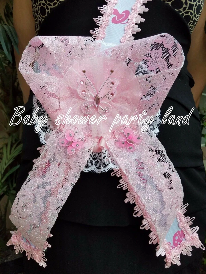 Baby Shower Mom To Be It's a Girl faixa rosa com fita borboletas e corpete - Imagem 3 de 4