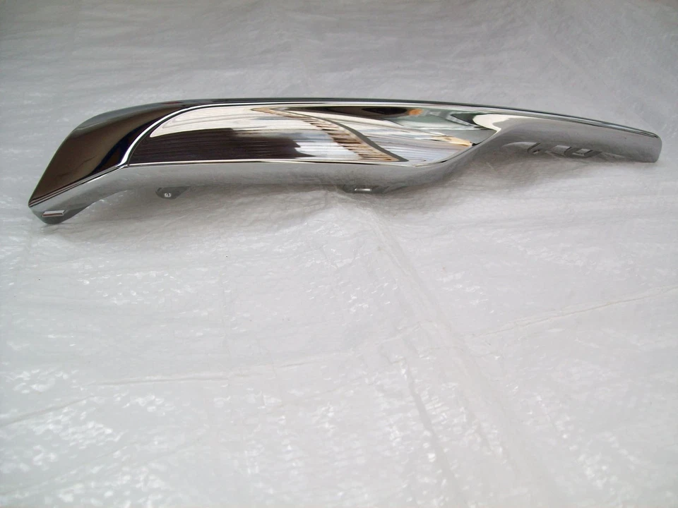 Inserto de parachoques delantero derecho cromado Vauxhall Grandland MK1 YP00099277 2017 en adelante Foto 2 de 3