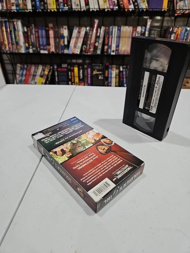 Soldier's Girl VHS 2004 Showtime 🇺🇸 BUY 5 GET 5 FREE 📀 FREE SHIPPING Foto 2 de 2