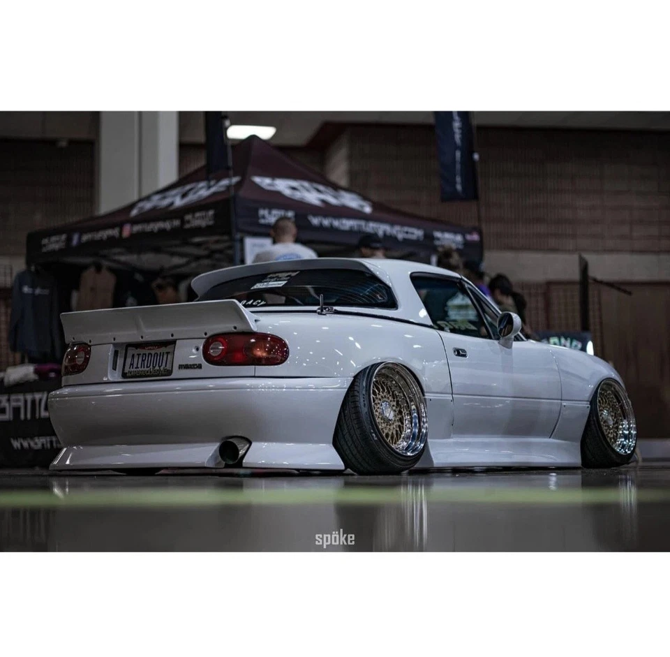 KBD Body Kits Deuce 1 peça para-choque traseiro de poliuretano para Mazda Miata 1990-1997 - Imagem 3 de 4