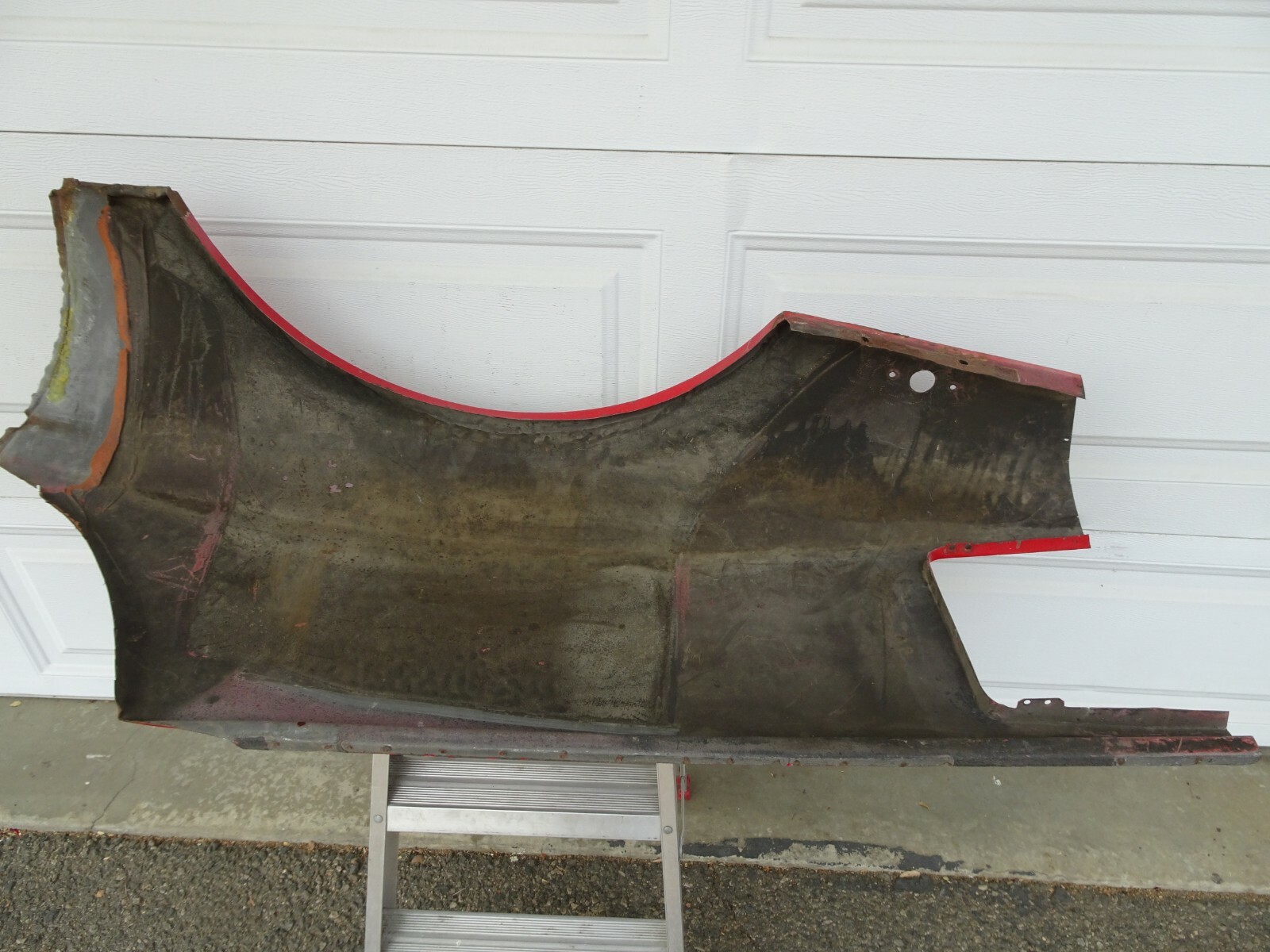 FERRARI 308 GT B 4 FRONT RIGHT  FENDER 