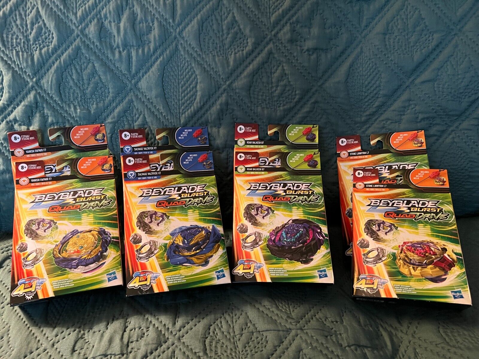 Beyblade Burst QuadDrive Kit Inicial Salvage Valtryek V7 F4070 Hasbro -  Pikoka Brinquedos - Muito mais que diversão!