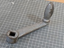 Milling Machine / Vice Crank Handle 5/8" or 15.6mm Square Hole