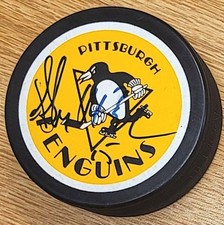 Autographed SHAWN MCEACHERN Pittsburgh Penguins Hockey Puck - w / COA