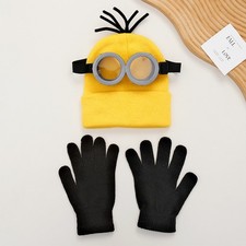 NEW NIB MINION costume One Size 3 Piece Set Goggles Beanie  Gloves Gift