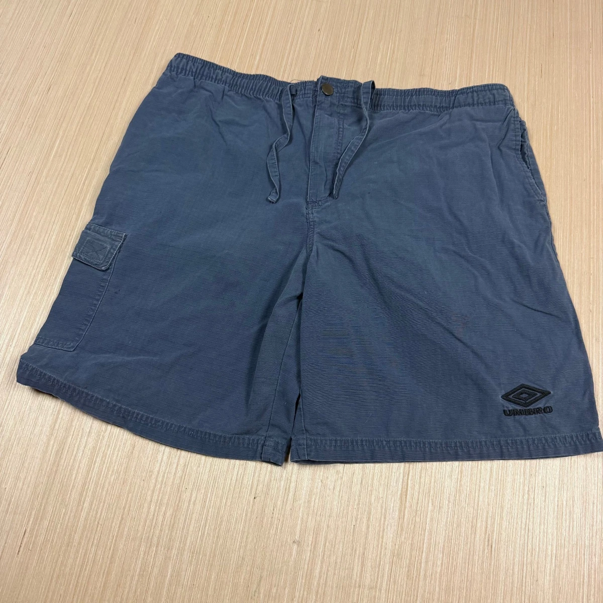 Umbro Field Short, Bleu Marine, L Mixte