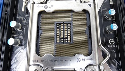 Intel Socket (R) LGA2011 DDR3 non-ECC X79 Extreme Series ATX