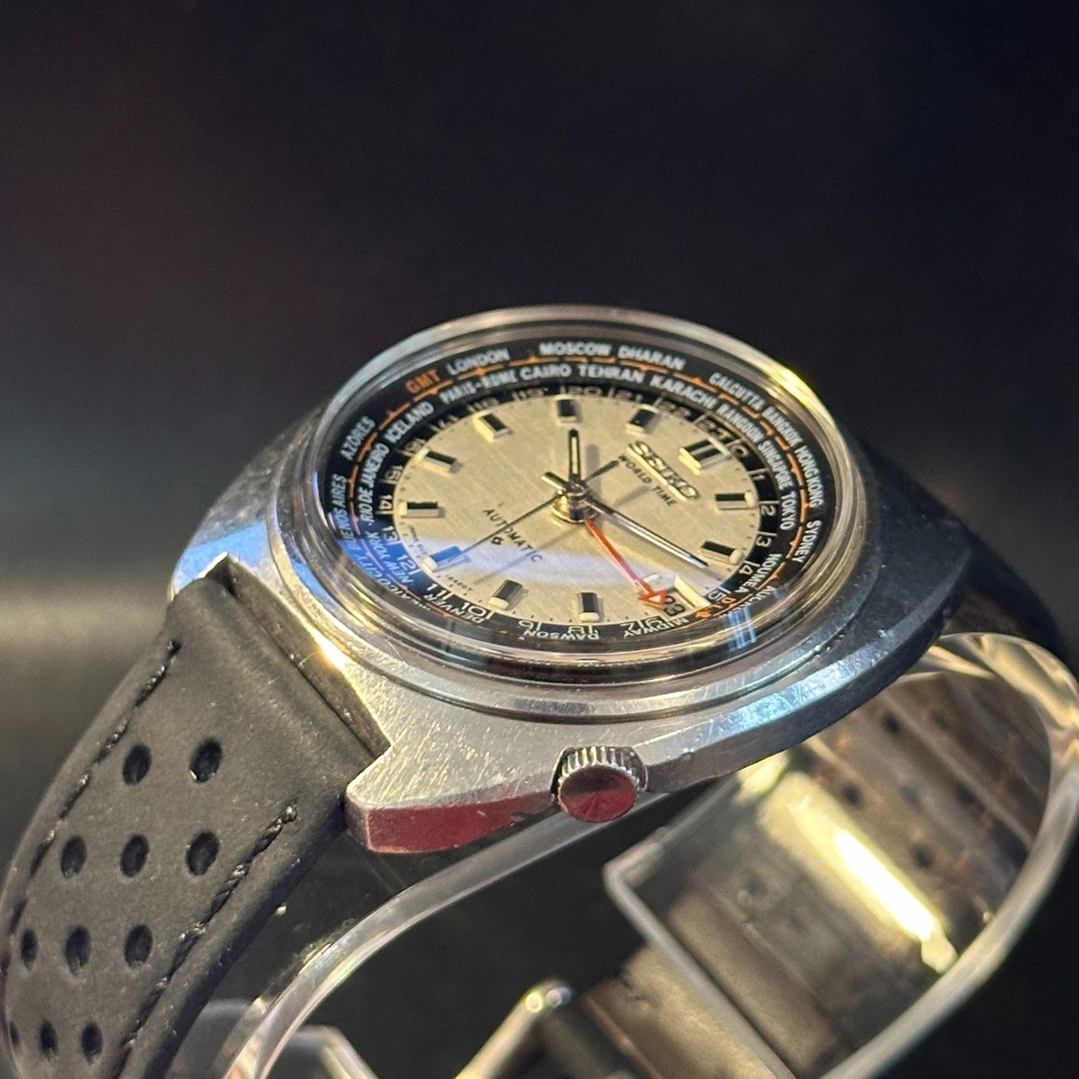 1970 Seiko World Time 6117-6400 Automatic - Error Bezel - Watch