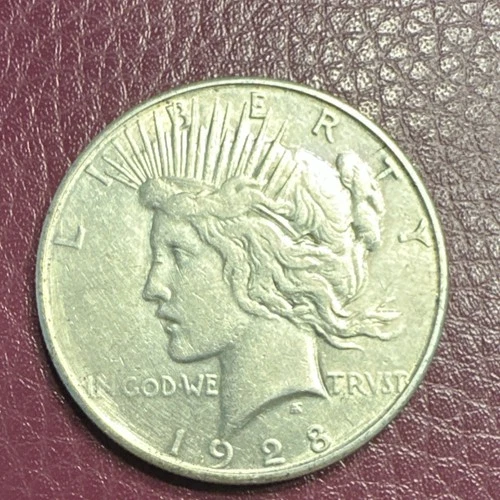 1928 S peace Dollar - Nice XF -Uncertified