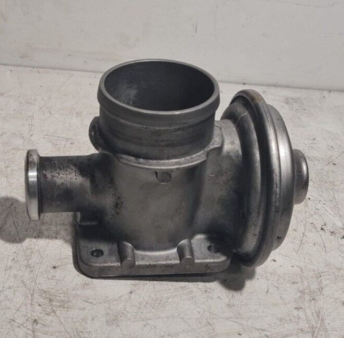 Abgasrückführventil EGR AGR Ventil für BMW E53 X5 01-03 3,0D 135KW 306D1 M57