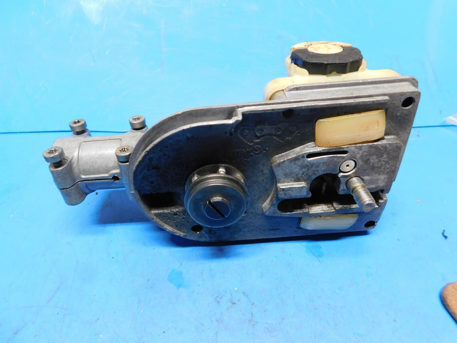 OEM HEAD FOR STIHL POLE SAW HL ---- BOX 