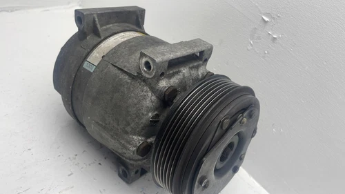 Tubo Del Radiatore Per Nissan Primastar Opel Vivaro Renault Trafic