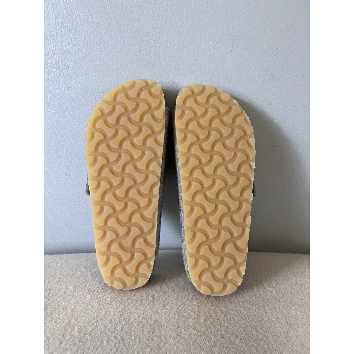 Fear of God x Birkenstock Los Feliz - Size 36 - Cement Fear of God x Birkenstock Los Feliz - Size 36 - Cement