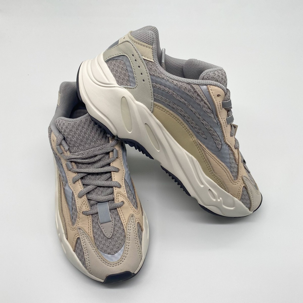 adidas Mens Yeezy Boost 700 V2 'Cream' Shoes, 5.5