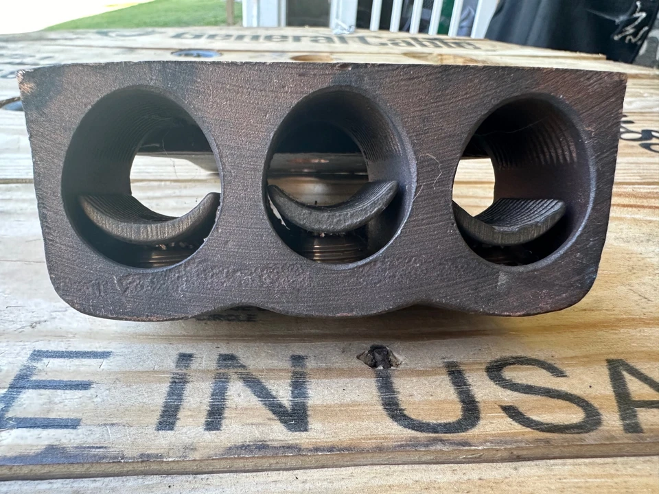 Cast Bronze 3 Terminal Lug 1000-700 MCM for Heavy Copper Wire  24097A - 5 Pounds - Image 3 of 4