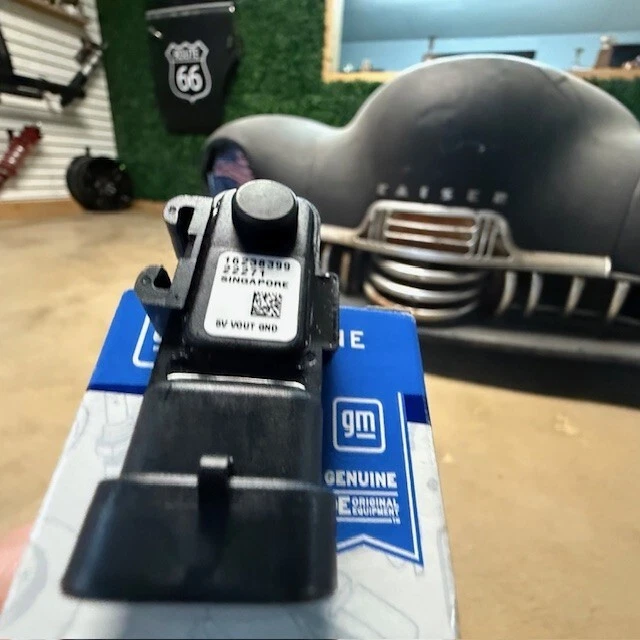 (1) GENUINE Fuel Tank Pressure Sensor ACDelco GM Original Equipment 16238399 - Image 4 of 4