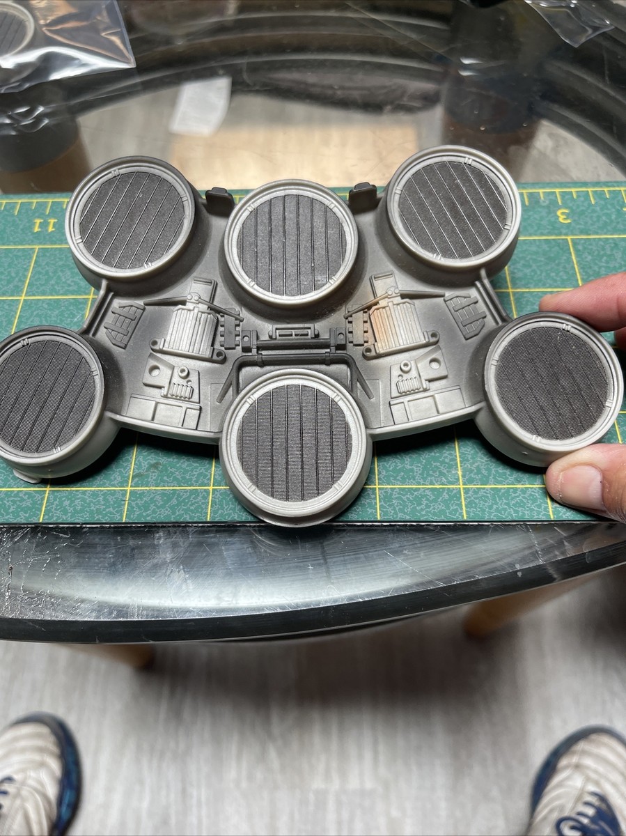 Star Wars Legacy Smugglers Run Target Millennium Falcon Part