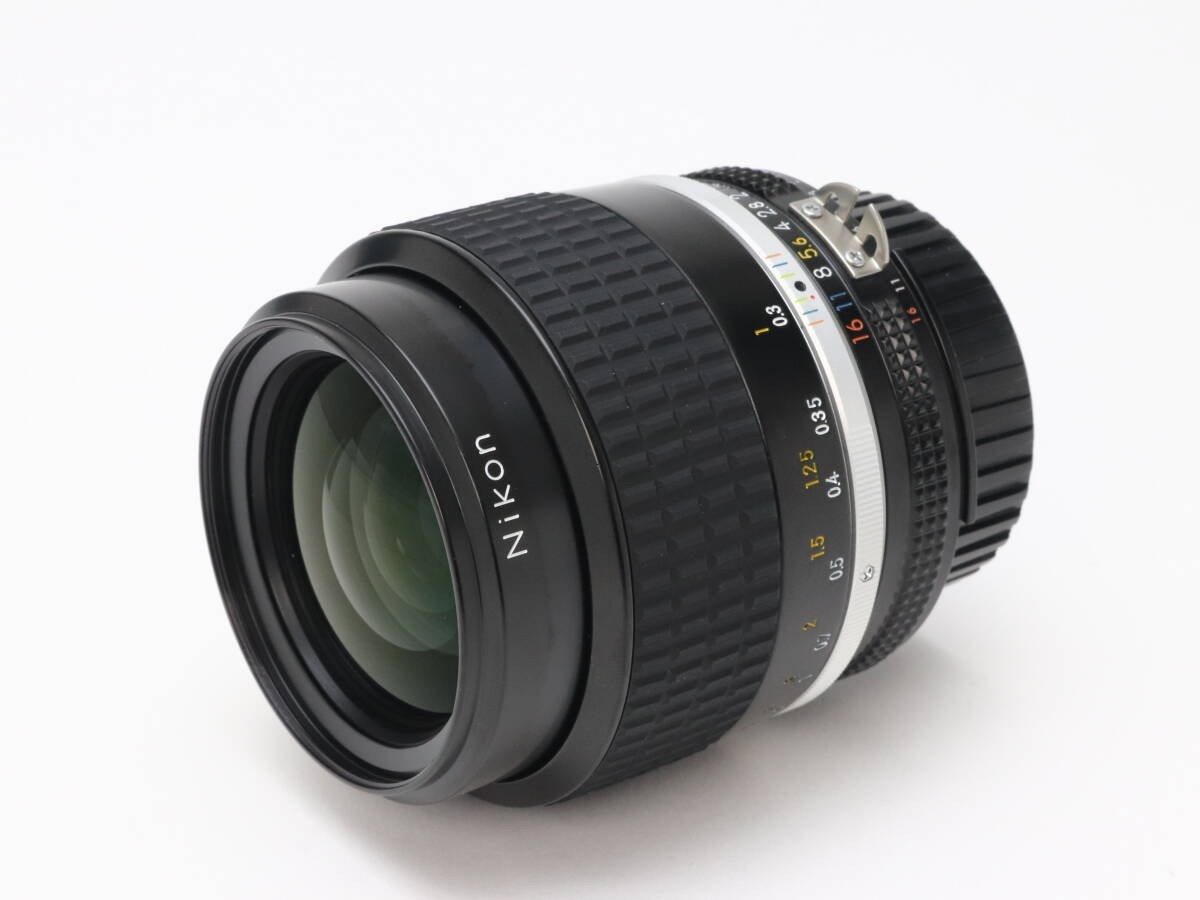 極美品 SIC Nikon ニコン Ai-s Nikkor 35mm f/1.4 Amazon.co.jp: Nikon ニコン Ai-s NIKKOR 35mm F1.4 : 家電＆カメラ