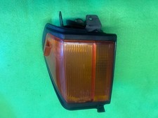 82 83 Toyota Celica Right Passenger Side Corner Amber Marker Light
