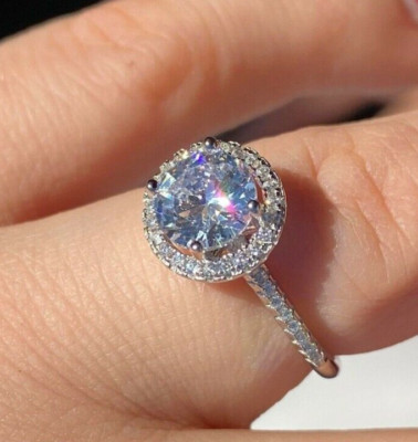 Sparkling Moissanite Engagement Ring Round Cut Halo Moissanite Ring For Proposal