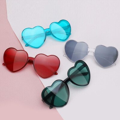 Oversized Frame Heart Shape Sunglasses Sweet Heart Sun - Main Image