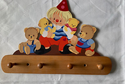 Schöne Kindergardrobe, Holz Mertens Kunst Original 1987 Clown Kind mit Bären