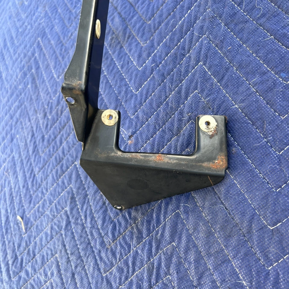 BMW K100 LT RT 1985-99 OEM soporte de bolsillo interior izquierdo guardabarros delantero 46631453487 Foto 2 de 4