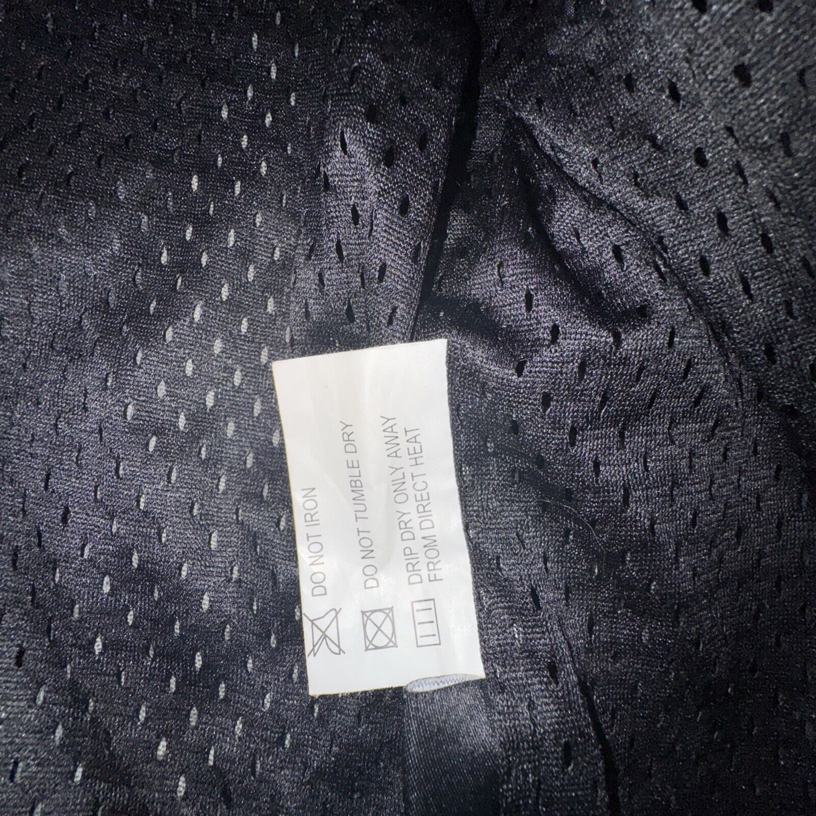 Foto 9 di 18