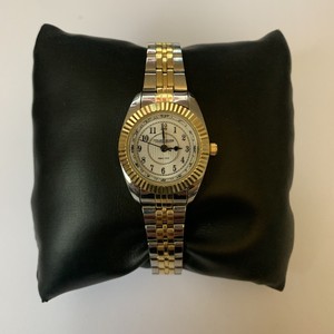 vuillemin regnier montre femme