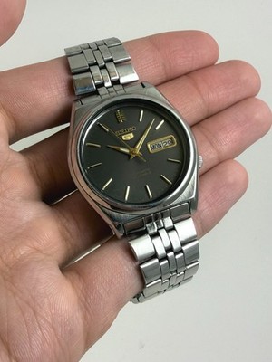 SEIKO 5 AUTOMATIC Vintage 1981 Watch 7009-5350 Grey Sunburst Dial 17J Japan Made